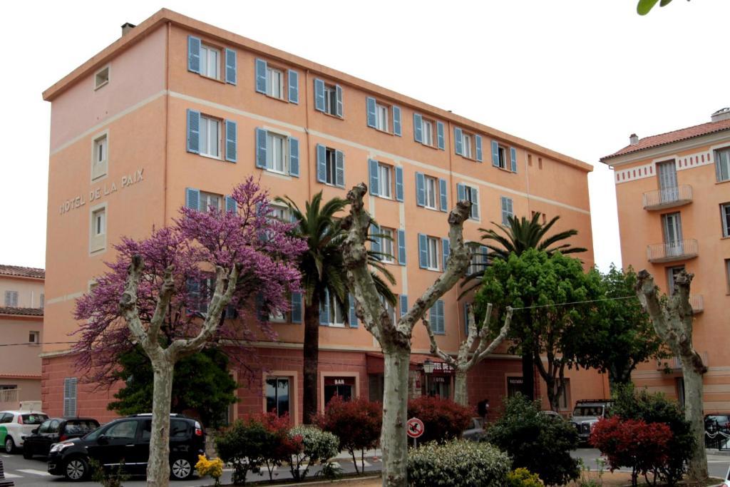 Hotel De La Paix Corte  Luaran gambar